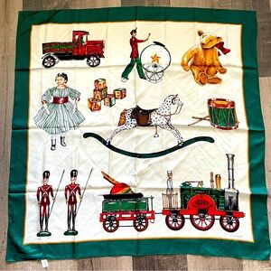 Vintage ECHO Beautiful Silk Scarf